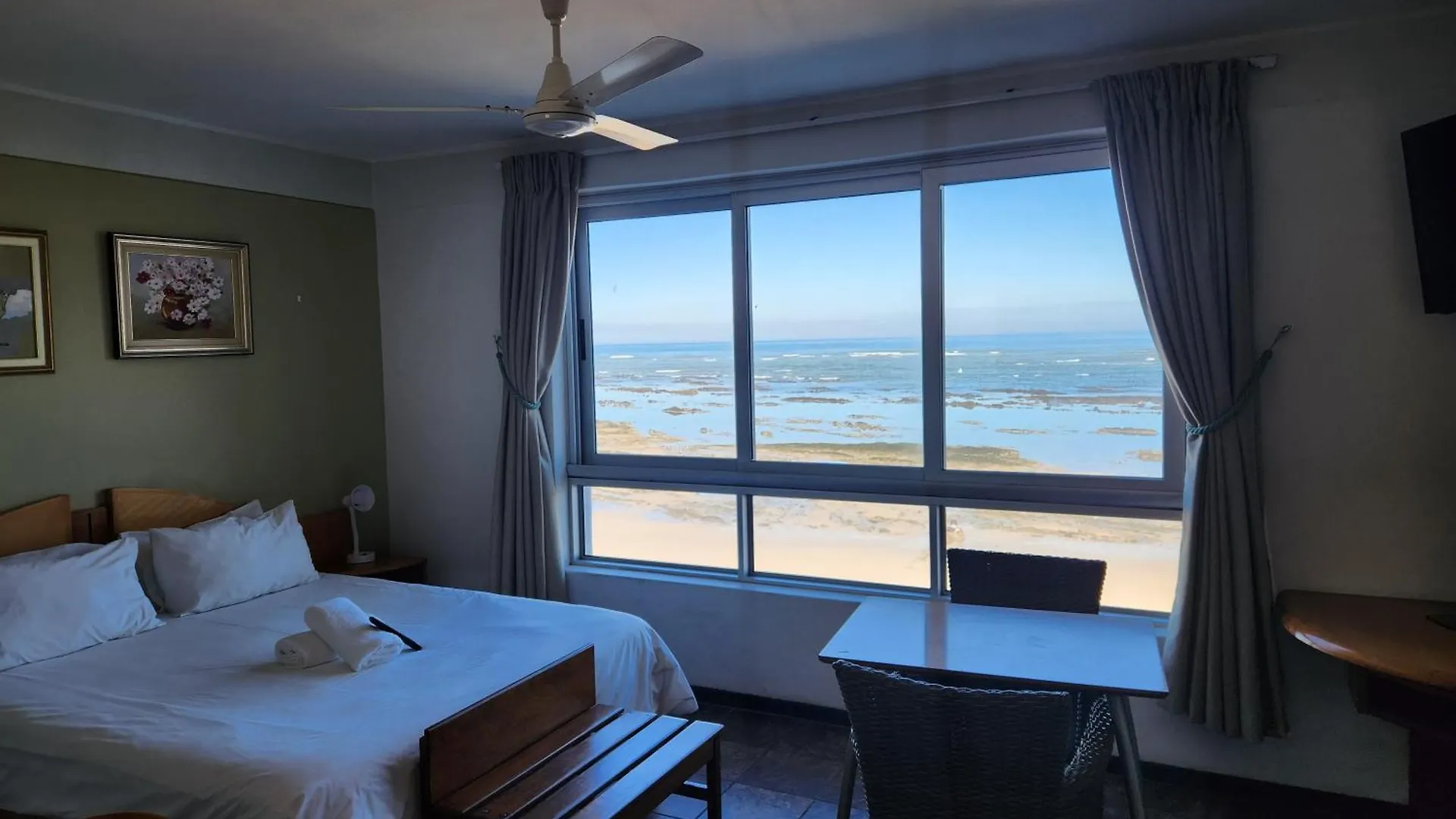 Hotel False Bay Inn Strand