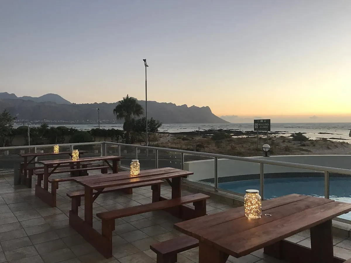 False Bay Inn Strand 3*,  Südafrika