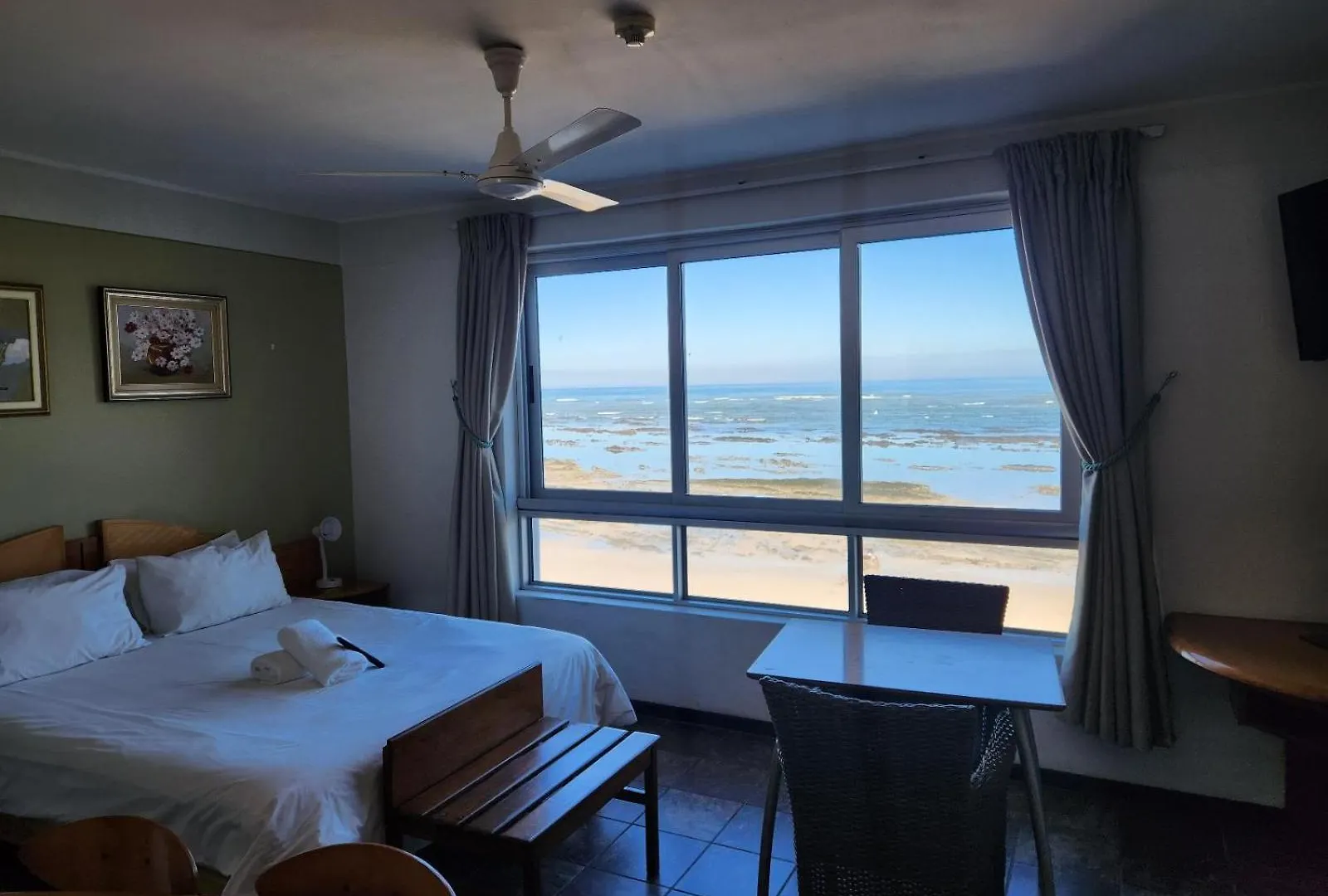 Hotel False Bay Inn Strand